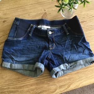 Liz Lange maternity jean shorts